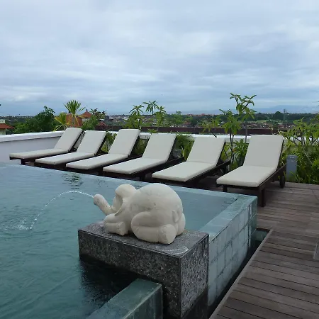 Allia Hotel